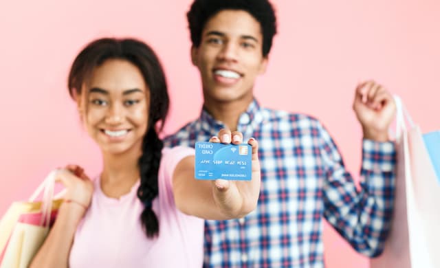 Tu primera tarjeta de crédito en México: guía básica