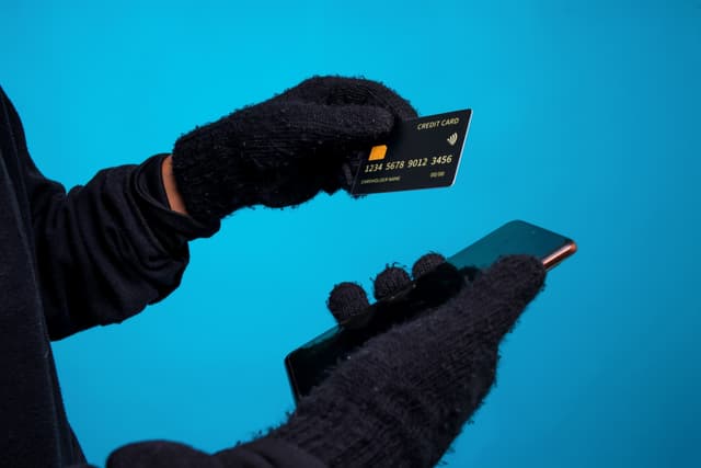 Sospechas fraude en tu cuenta bancaria: descubre qué sigue sin perder tiempo