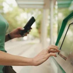 Seguridad en cajeros automáticos y TPV: protege tu dinero de los fraudes