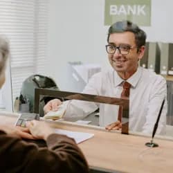 ¿Bancos sin comisiones? Descubre las mejores opciones ahora